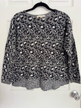 LOFT Gray Black and White Leopard Print Crewneck Oversize Sweater